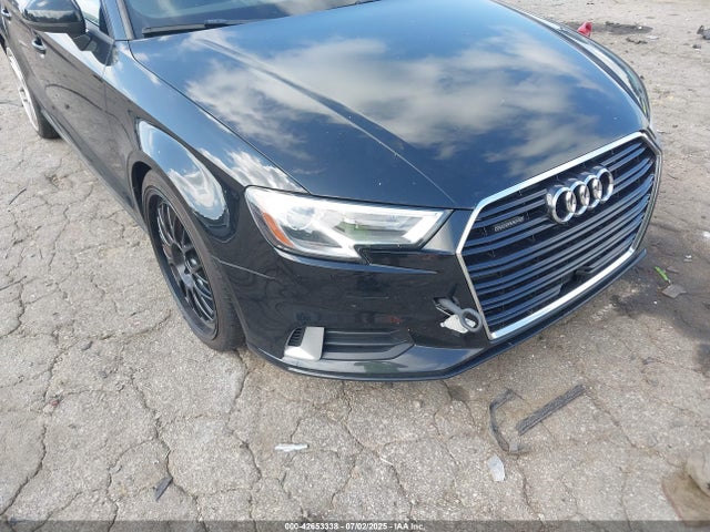 2017 AUDI A3 WAUB8GFF2H1047555 Photo 5