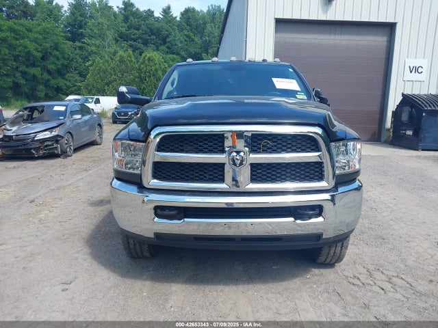 42653343 :رقم المزاد ، 3C63R3CJ6JG339455 vin ، 2018 Ram 3500 Tradesman  4x4 6'4 Box مزاد بيع