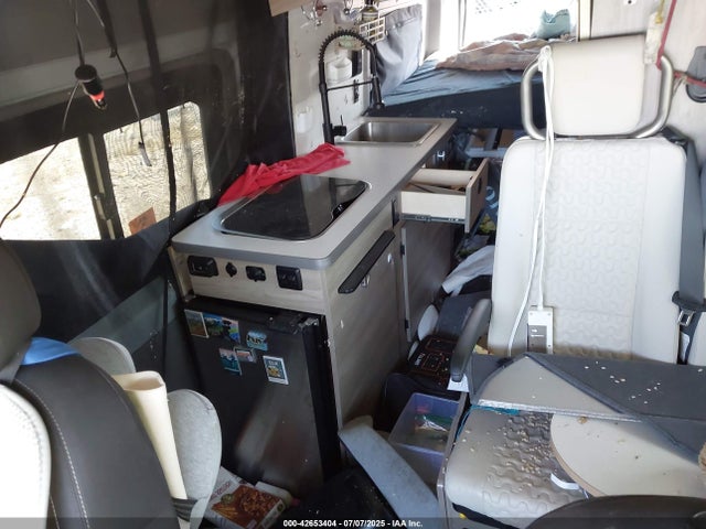 42653404 :رقم المزاد ، 3C6TRVDG1LE124384 vin ، 2021 Winnebago Promaster 2500 مزاد بيع