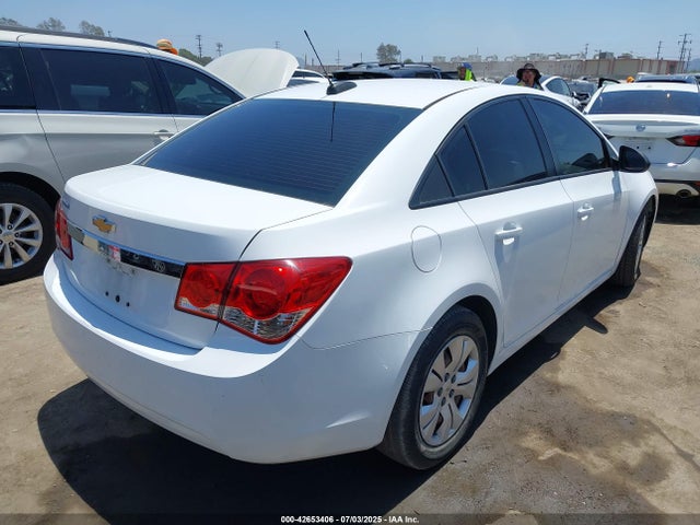 1G1PA5SG3F7223533 Chevrolet lwe