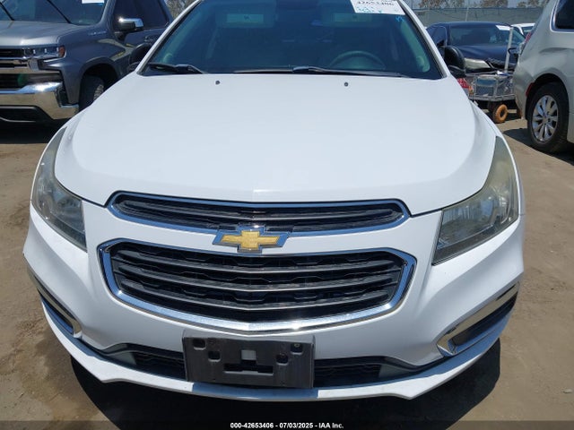 1G1PA5SG3F7223533 Chevrolet lwe