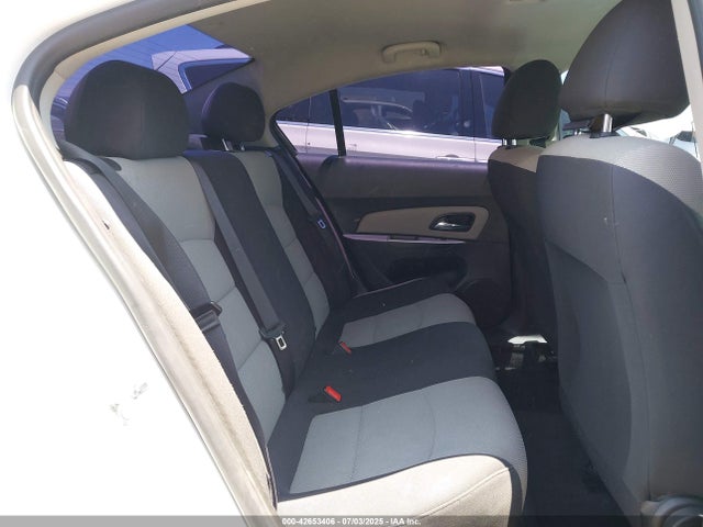 1G1PA5SG3F7223533 Chevrolet lwe