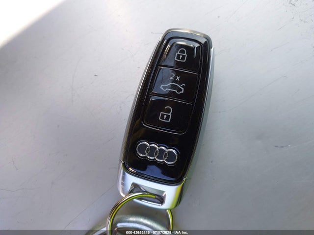 WAUE8AF2XLN010276 Audi 45 tfsi (2.0t)