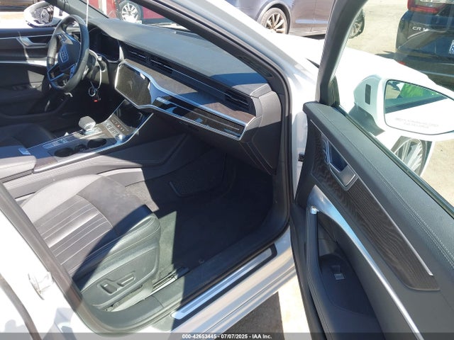 WAUE8AF2XLN010276 Audi 45 tfsi (2.0t)