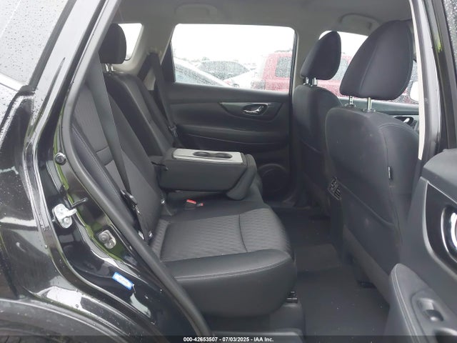 Nissan 2017 2017 KNMAT2MT4HP571327 Image 8