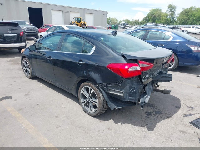 KIA 2014 2014 KNAFZ4A88E5061535 Image 3