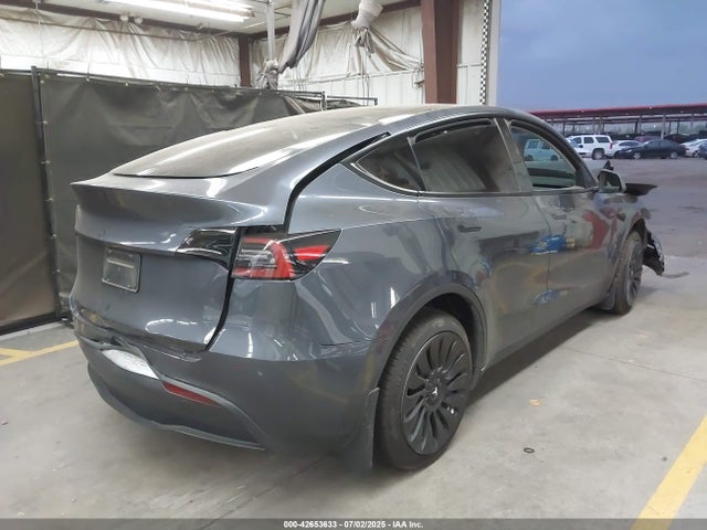 2023 TESLA MODEL Y 7SAYGDEE8PA033107 Photo 3