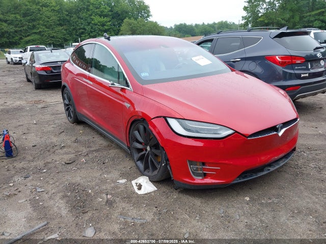 2016 TESLA MODEL X 5YJXCBE44GF008465 Photo 0