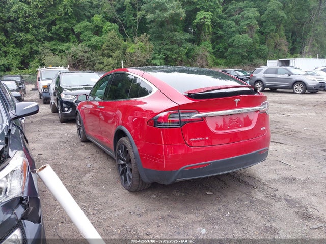 2016 TESLA MODEL X 5YJXCBE44GF008465 Photo 2