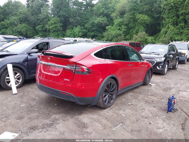 2016 TESLA MODEL X 5YJXCBE44GF008465 Photo 3
