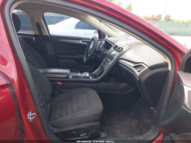 3FA6P0HDXJR224509 Ford 2018
