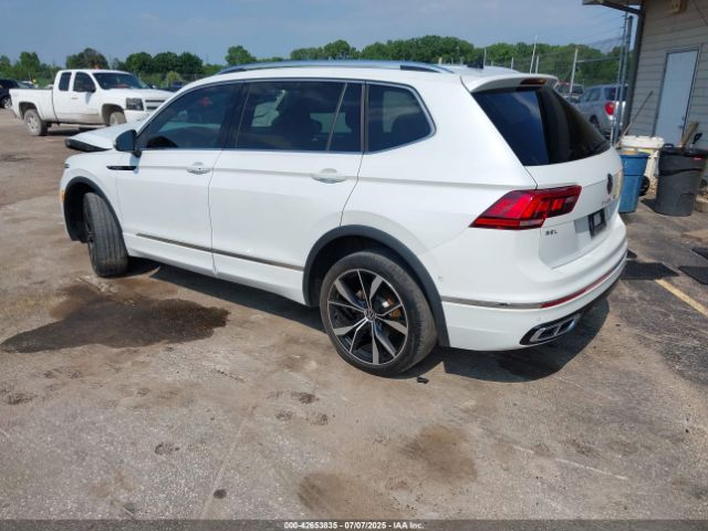 2022 VOLKSWAGEN TIGUAN 3VV4B7AX5NM037874 Photo 2