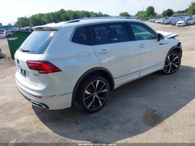 2022 VOLKSWAGEN TIGUAN 3VV4B7AX5NM037874 Photo 3