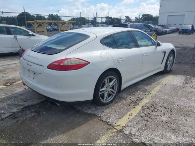 2011 PORSCHE PANAMERA WP0AA2A70BL019965 Photo 3