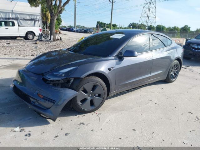 2022 TESLA MODEL 3 5YJ3E1EB7NF103682 Photo 1