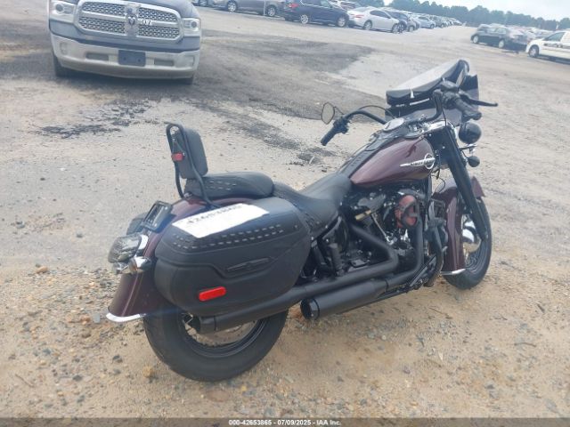 2018 HARLEY-DAVIDSON FLHC 1HD1YAJ13JC032790 Photo 3