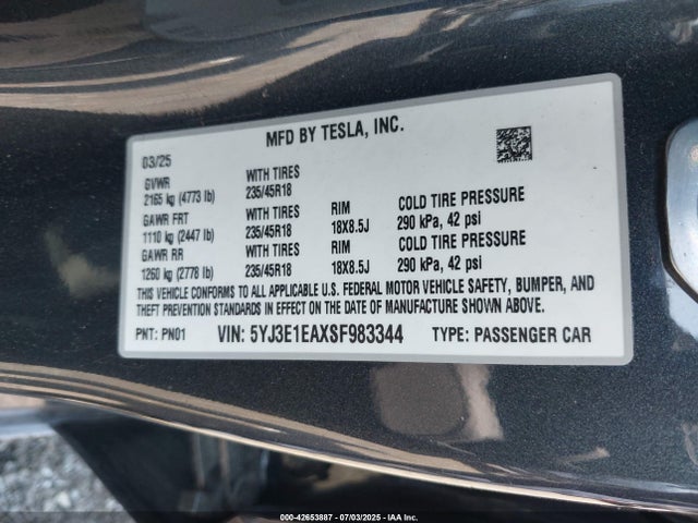 2025 TESLA MODEL 3 5YJ3E1EAXSF983344 Photo 8
