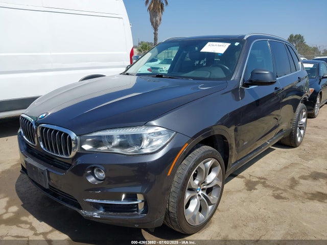 BMW X5 2015 5UXKR0C53F0K65539 Image 2