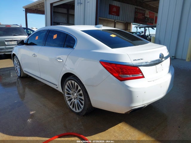 1G4GF5G31FF316762 Buick lfx