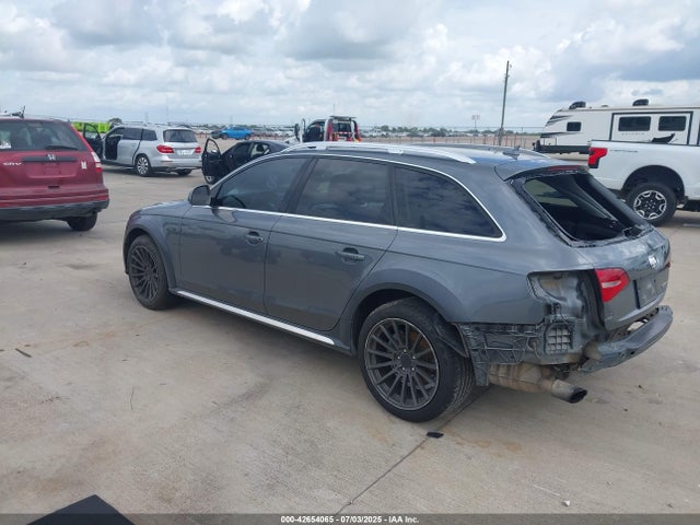 Audi 2.0t 2016 WA1TFAFL6GA001073 Image 3