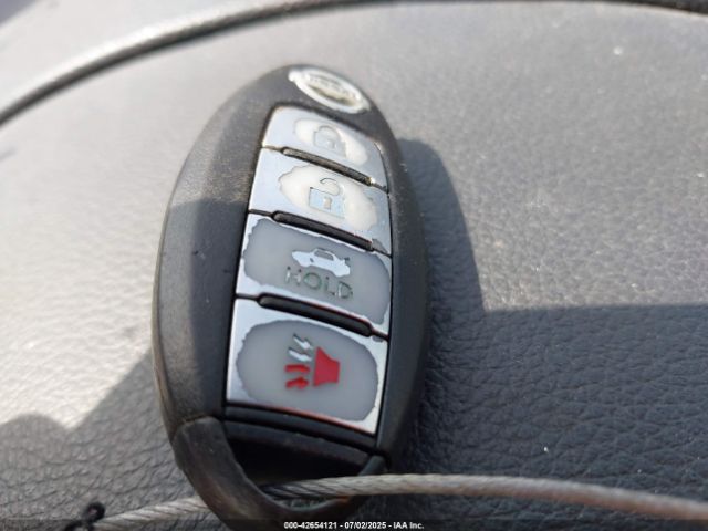 1N4AL3AP8GC135170 Nissan 2016