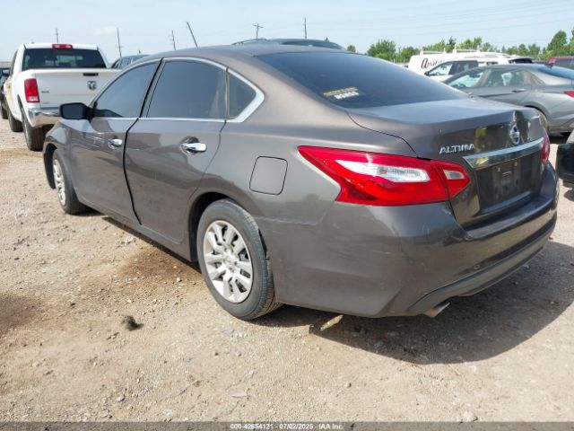 1N4AL3AP8GC135170 Nissan 2016
