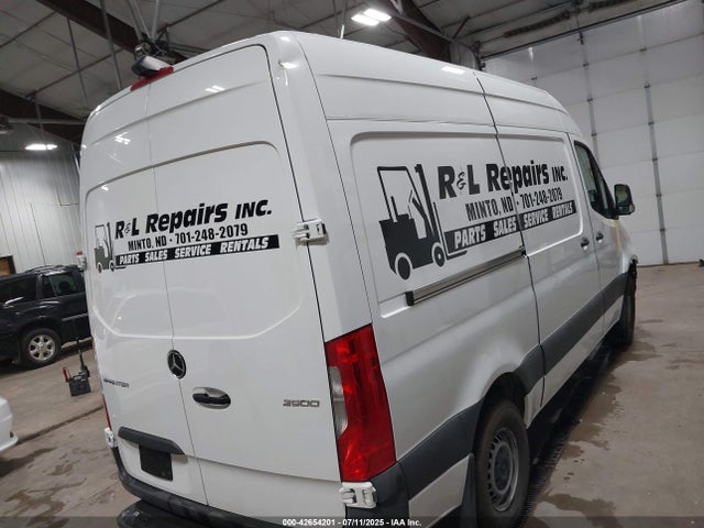 W1W4EBHYXLT021115 Mercedes-Benz om642