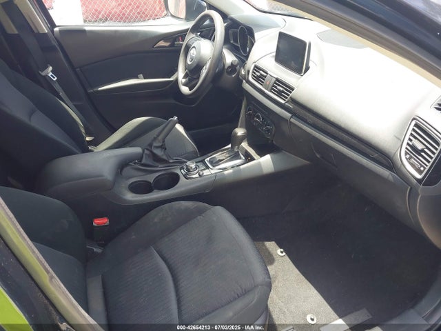 3MZBM1U76FM226458 Mazda pe