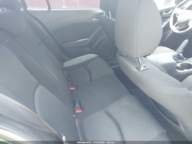 3MZBM1U76FM226458 Mazda pe