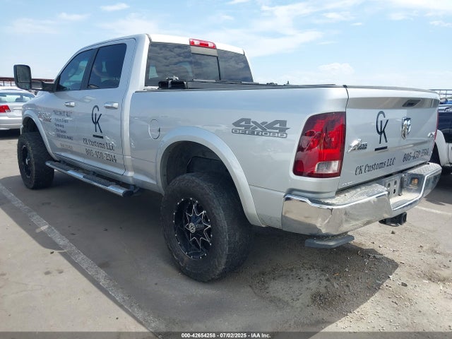 3C6UR5DL5JG400116 RAM 2500