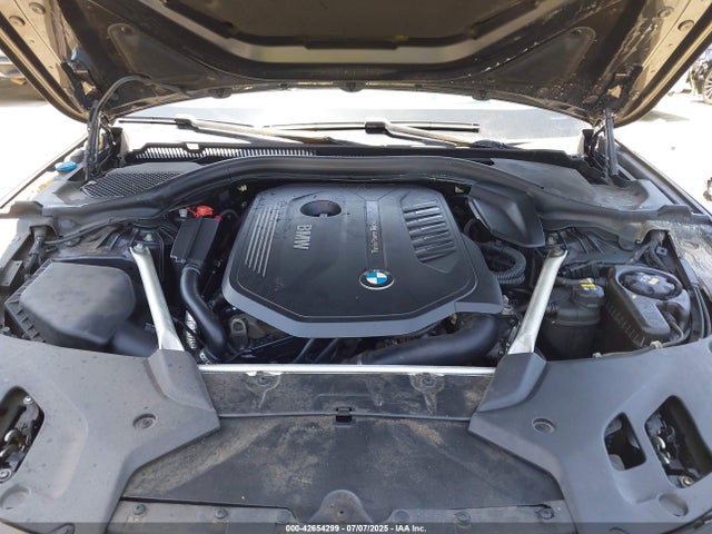 WBAJE5C53KWW12376 BMW 540I