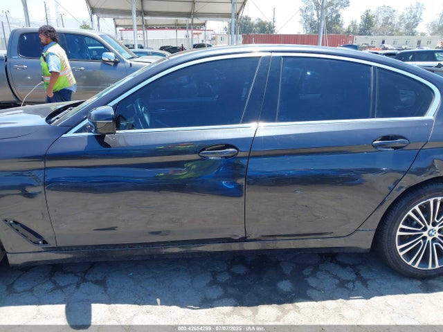 WBAJE5C53KWW12376 BMW 540I