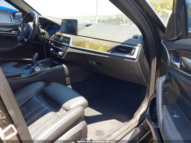 WBAJE5C53KWW12376 BMW 540I