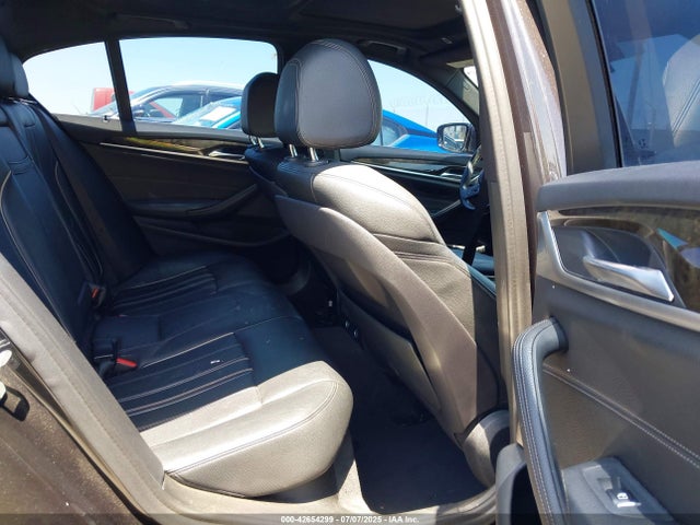 WBAJE5C53KWW12376 BMW 540I
