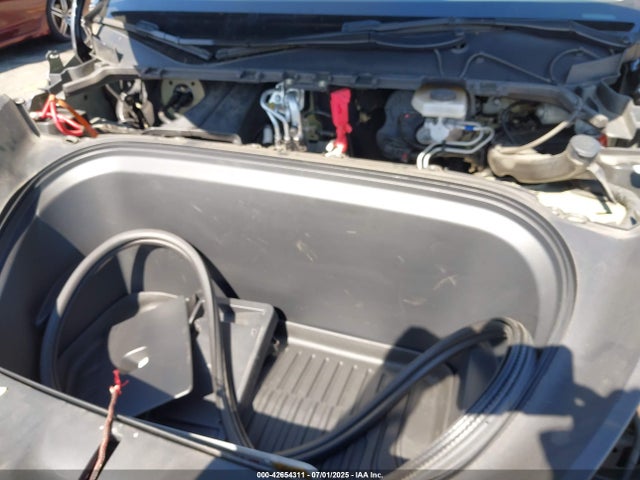 2023 TESLA MODEL Y 7SAYGDED4PF934050 Photo 9