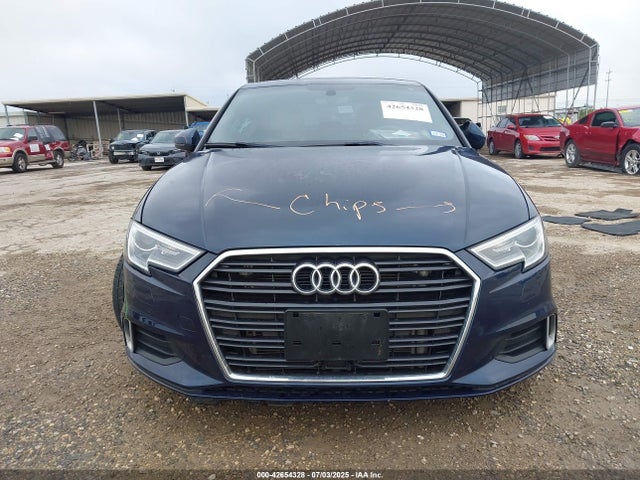Audi A3 2018 WAUAUGFF6J1052772 Image 12