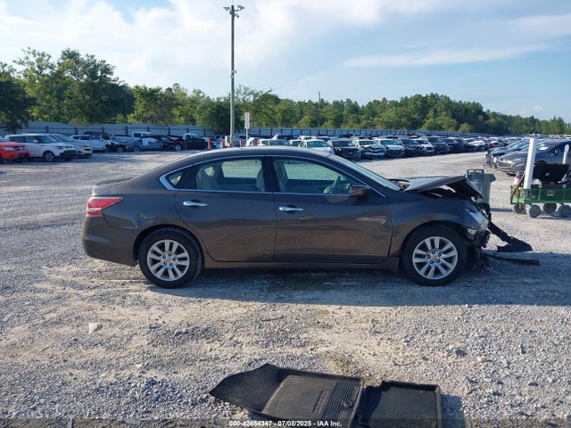 1N4AL3AP7FN403158 Nissan 2015