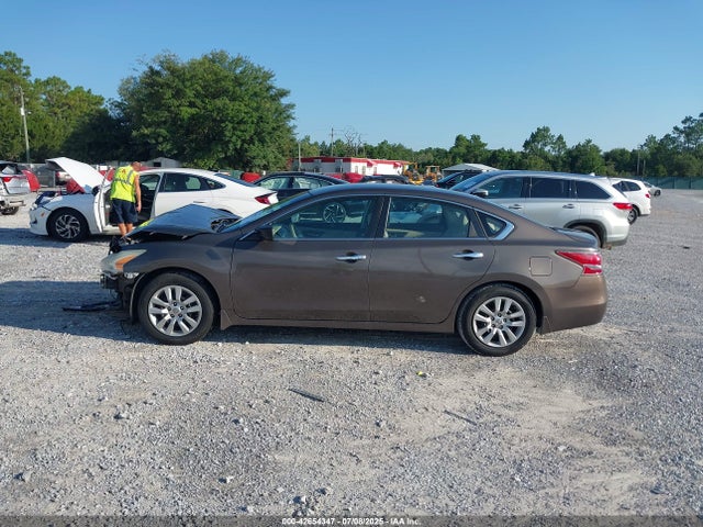 1N4AL3AP7FN403158 Nissan 2015
