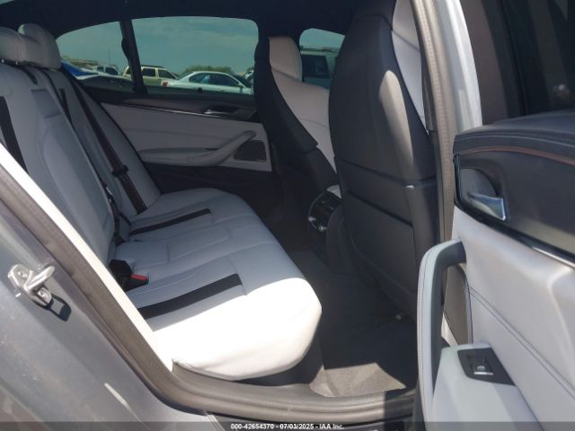 2023 BMW M5 WBS83CH09PCL36618 Photo 7