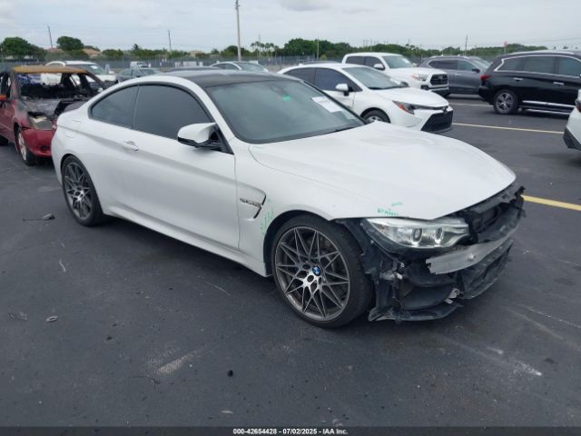 2017 BMW M4 WBS3R9C32HK710099