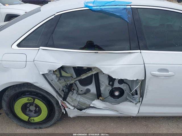2019 AUDI A4 WAUHMAF49KN004929 Photo 5