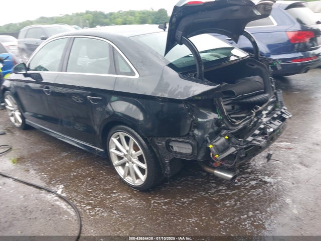 2016 AUDI A3 WAUJ8GFF2G1030877 Photo 2