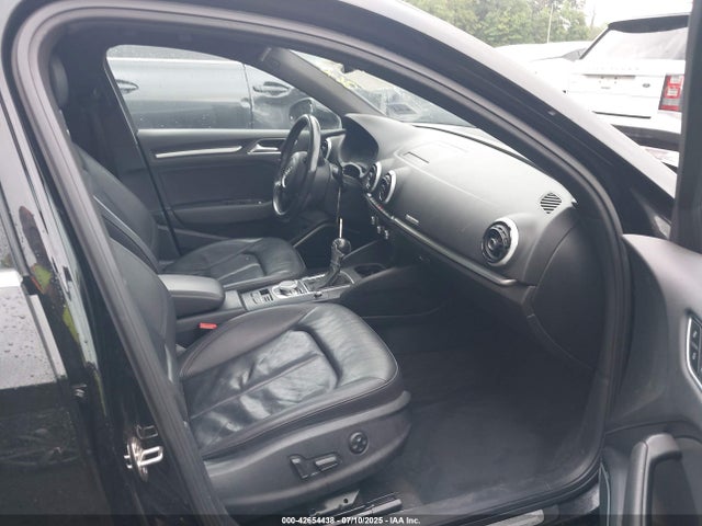2016 AUDI A3 WAUJ8GFF2G1030877 Photo 4