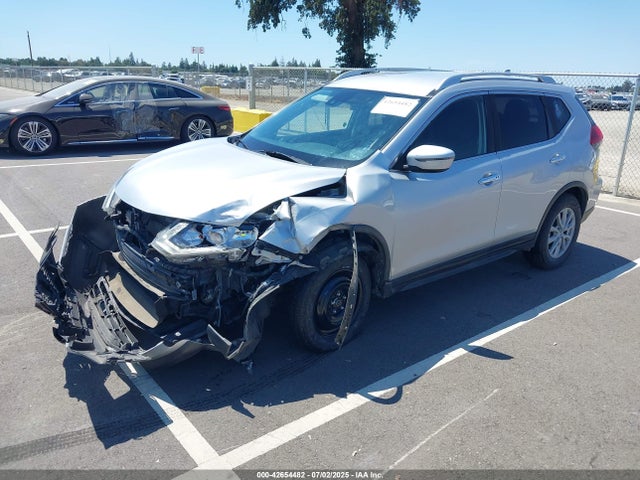 Nissan 2019 2019 JN8AT2MT1KW259628 Image 2