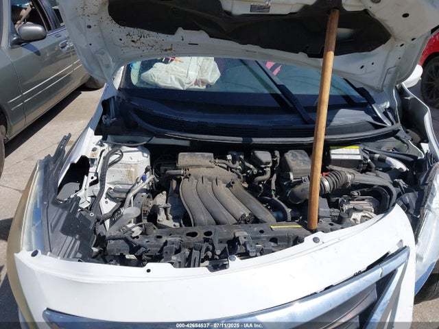 Nissan 2016 2016 3N1CN7APXGL832223 Image 10