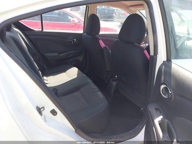 Nissan 2016 2016 3N1CN7APXGL832223 Image 8
