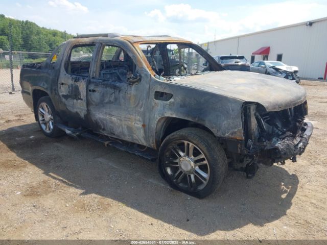 2011 CADILLAC ESCALADE EXT 3GYT4NEF0BG283651