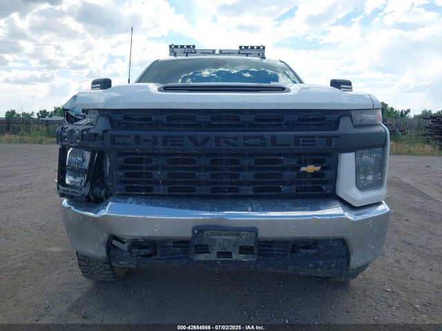 Chevrolet l8t 2022 1GC1YLE72NF183149 Image 13