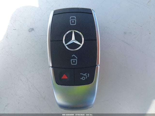 Mercedes-Benz ed 2023 W1N9M0CB6PN042641 Image 11
