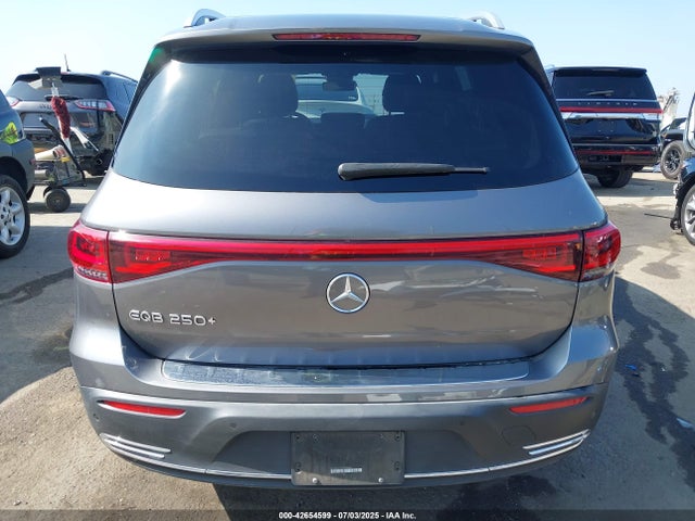 Mercedes-Benz ed 2023 W1N9M0CB6PN042641 Image 17